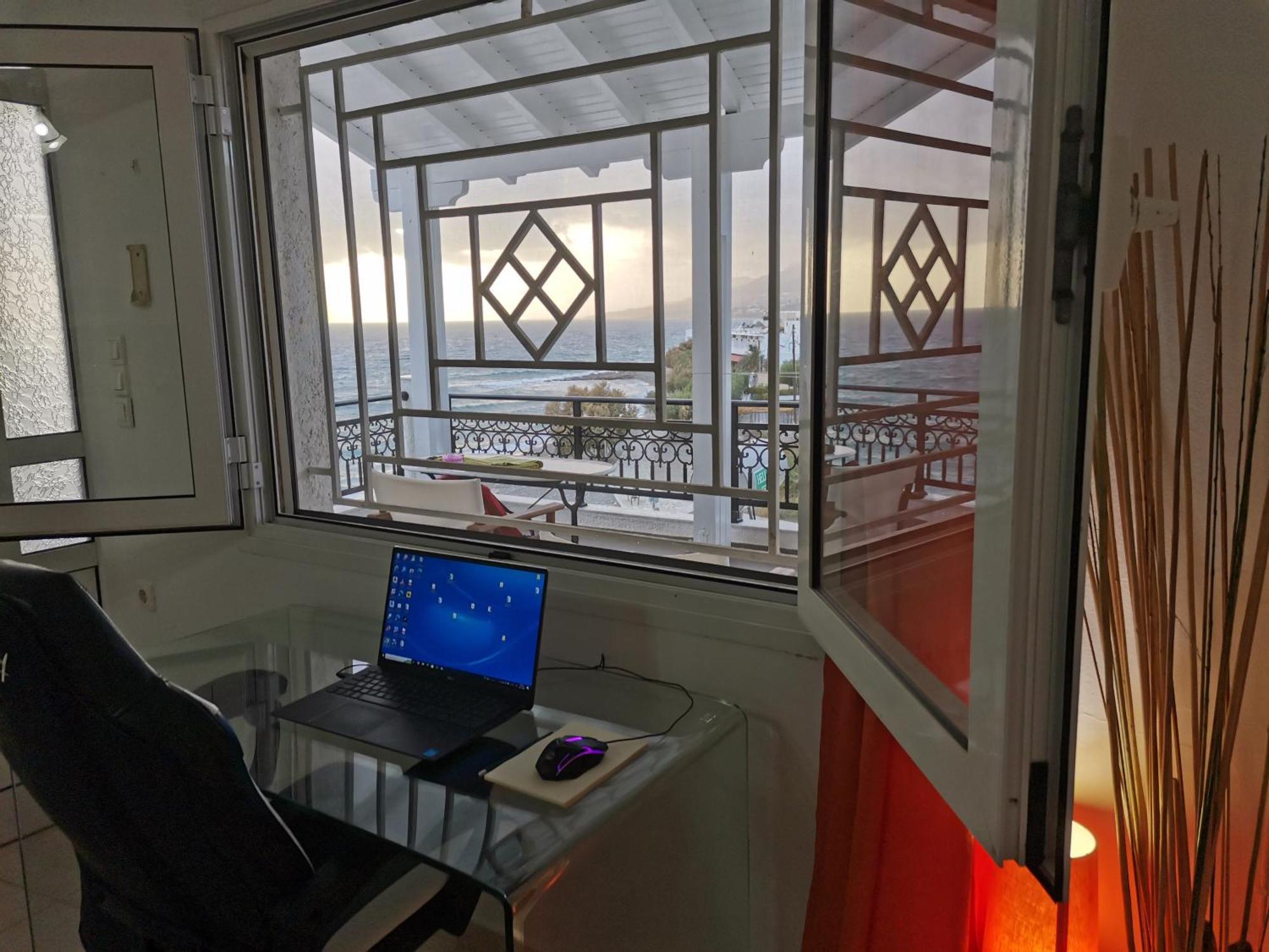 Stratos Sunset House Lägenhet Koutsourás Exteriör bild